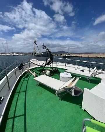 Boat & Breakfast Alicudi *