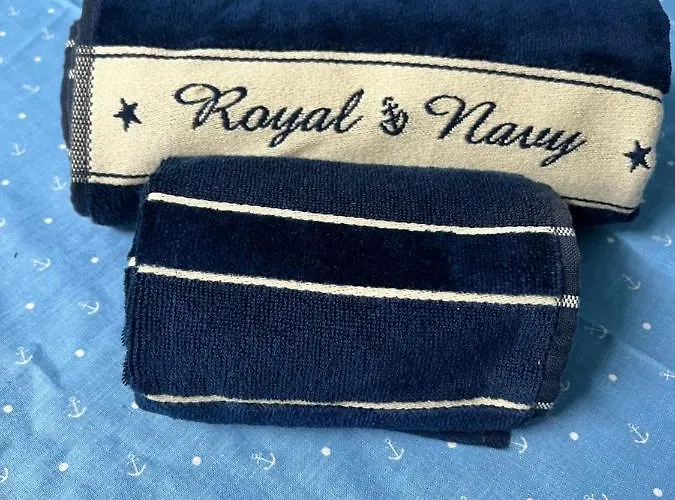 ベッド・アンド・ブレックファスト Boat & Breakfast Alicudi