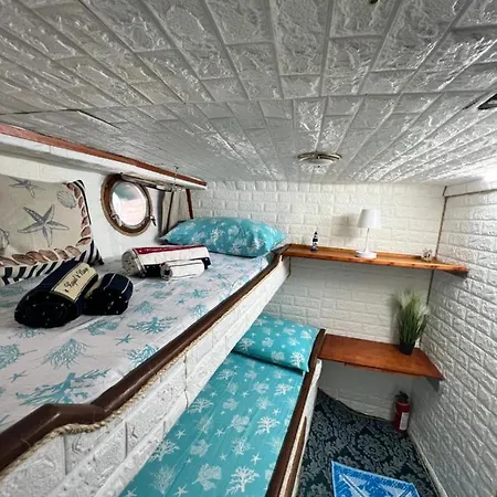 Boat & Breakfast Alicudi Отель типа 