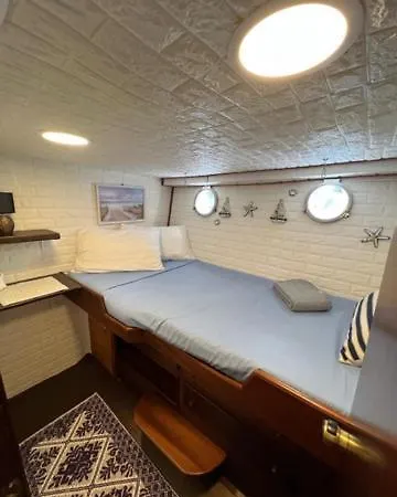 Boat & Breakfast Alicudi Отель типа 