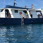 Boat & Breakfast Alicudi *
